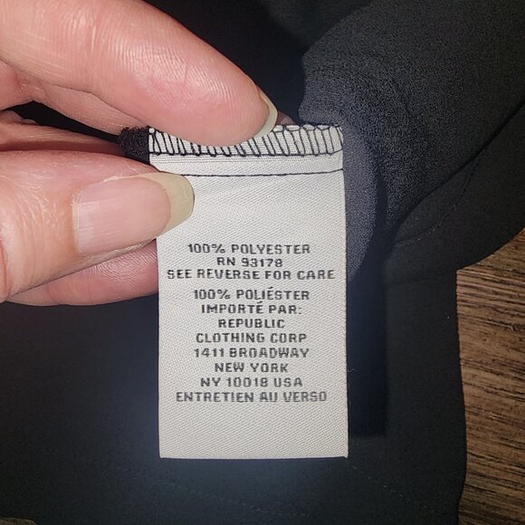 Carmen Marc Valvo Black Chiffon Blouse with lace-up detail NWT Black Sma… - Picture 8 of 8